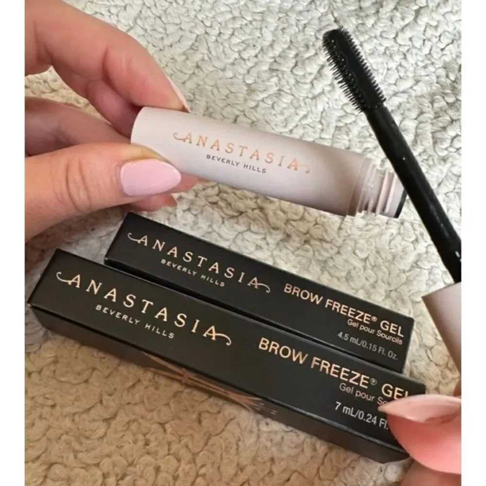 ANASTASIA BEVERLY HILLS - NWT - Brow Freeze Gel. Clear. 0.15 fl. oz.